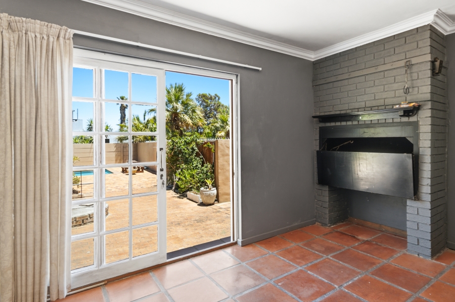 4 Bedroom Property for Sale in Onverwacht Western Cape